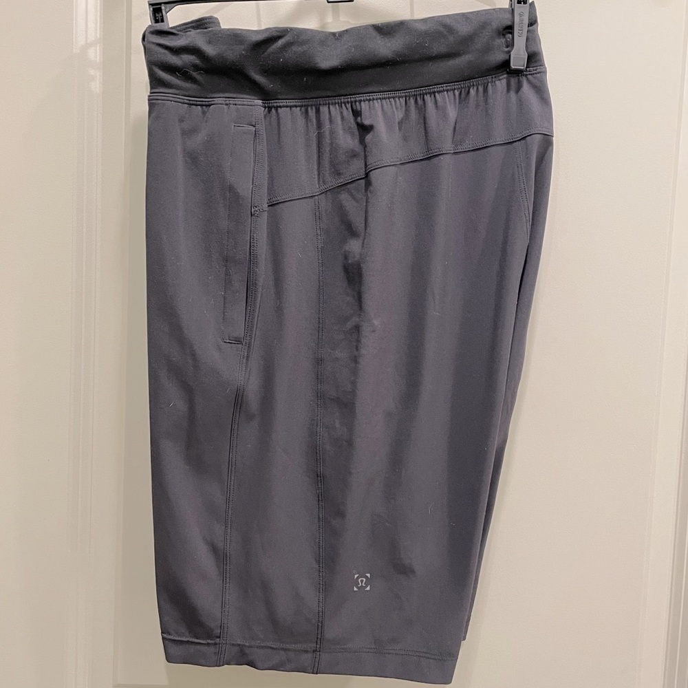 Lululemon T.H.E Shorts (Small) 9” Linerless Black